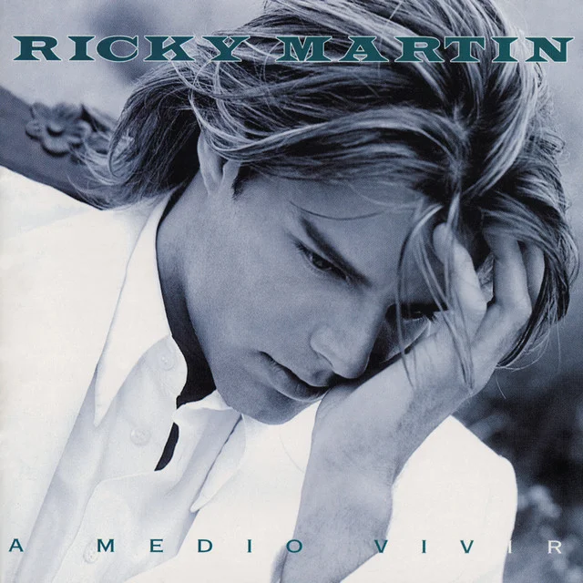A Medio Vivir[Coleccion de Oro]Ricky Martin